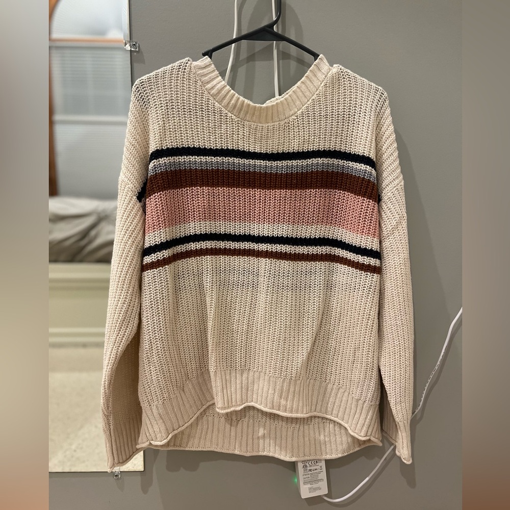 American Eagle Sweater Size M